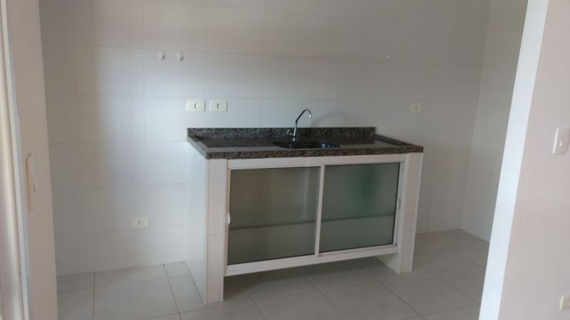 castroimoveislitoral.com.br