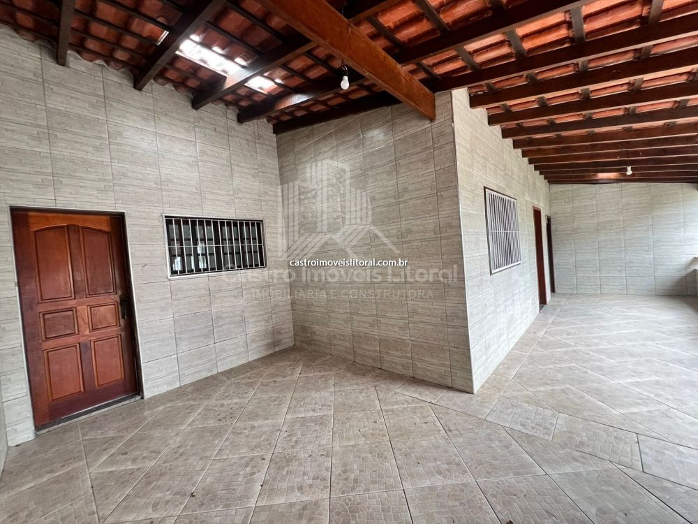 Casa Padrão Balneário Forest 3 dormitorios 2 vagas na garagem
