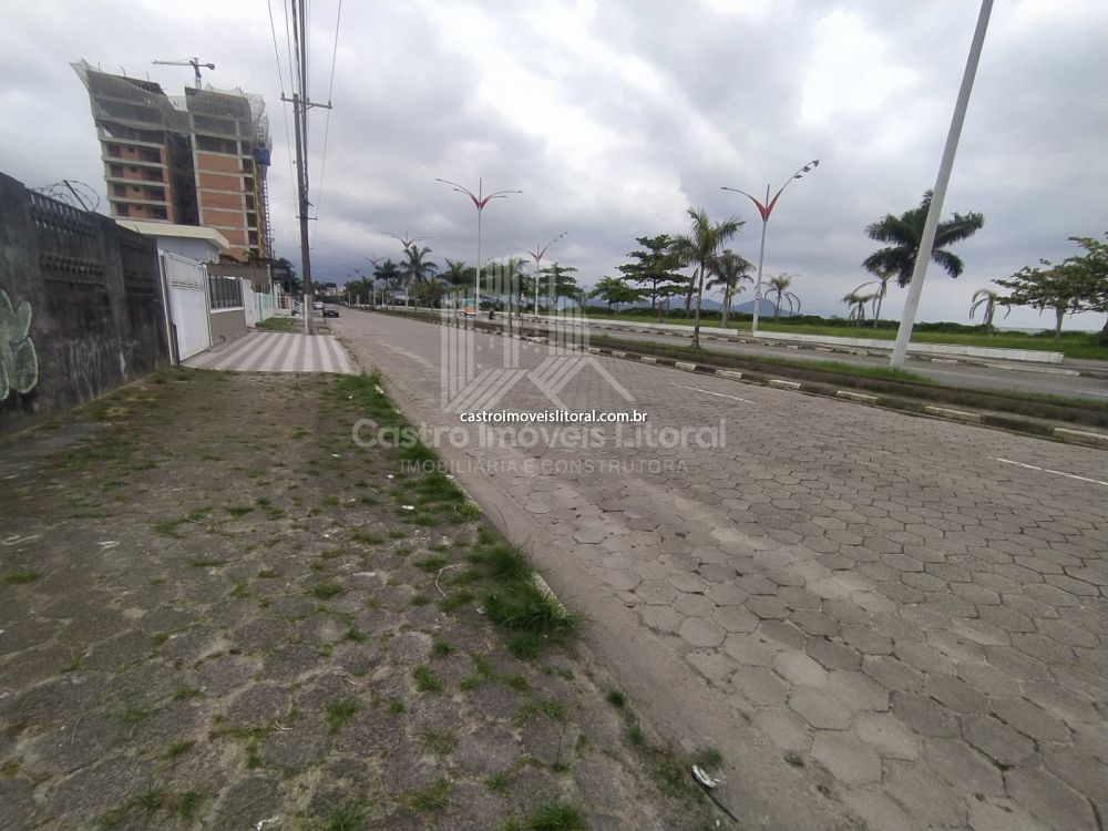 Casa Padrão Jardim Britânia 3 dormitorios 1 banheiros 3 vagas na garagem