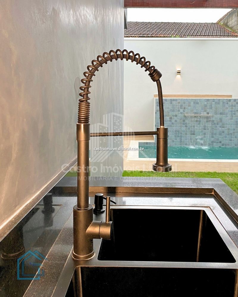 www.castroimoveislitoral.com.br