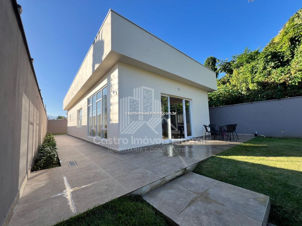 Casa Padrão venda Praia das Palmeiras - Referência 2198
