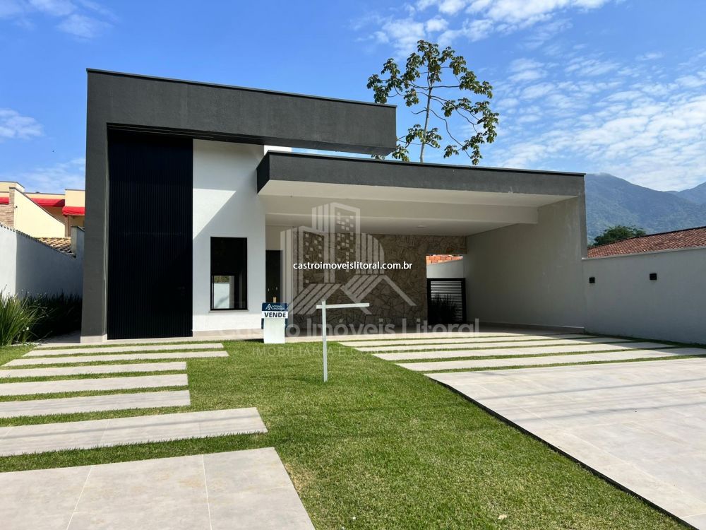Casa em Condomínio Mar Verde II 3 dormitorios 4 vagas na garagem
