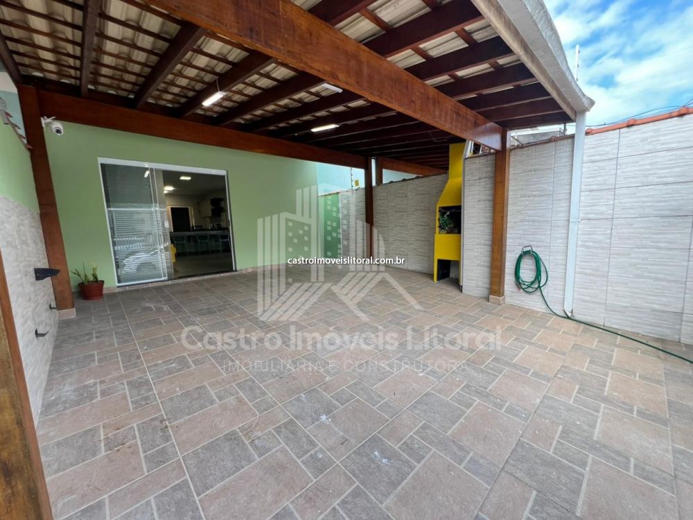 Casa Padrão MASSAGUAÇU 4 dormitorios 2 vagas na garagem