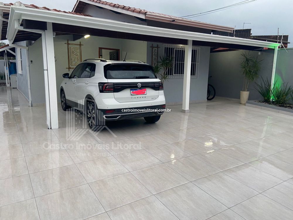 Casa Padrão Balneário Copacabana 2 dormitorios 2 vagas na garagem